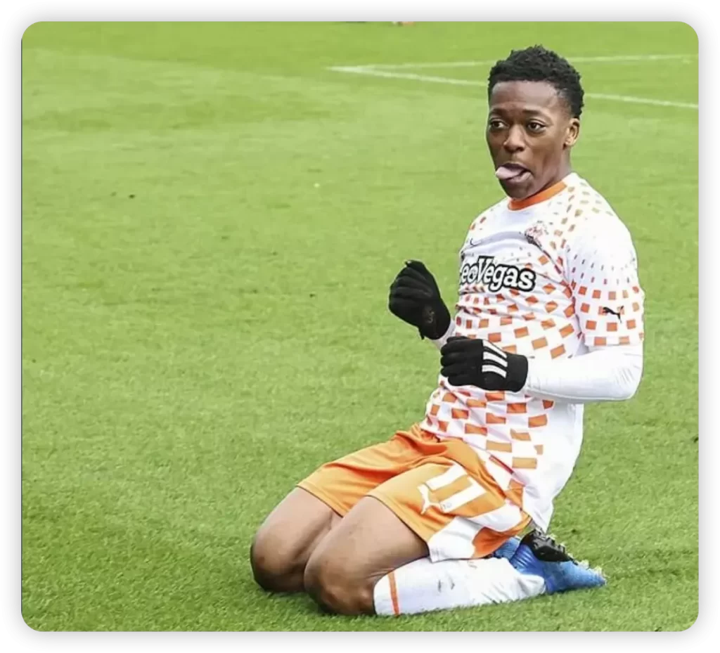The Rise of a Teenage Sensation
